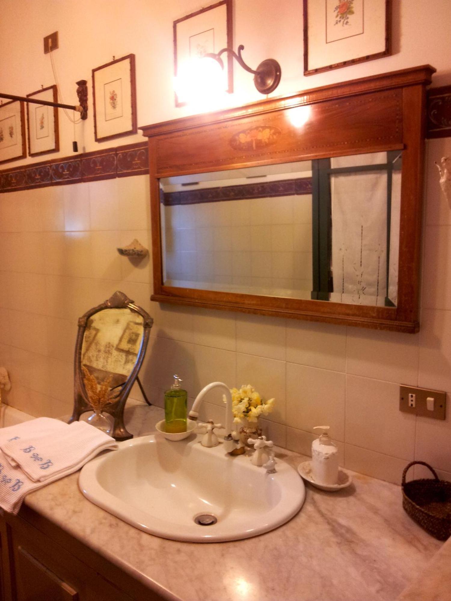 Relais De Charme - B&B Short Lets La Casa Di Francesca Sant'Agata Li Battiati Cameră foto