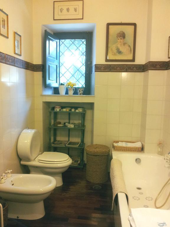Relais De Charme - B&B Short Lets La Casa Di Francesca Sant'Agata Li Battiati Cameră foto